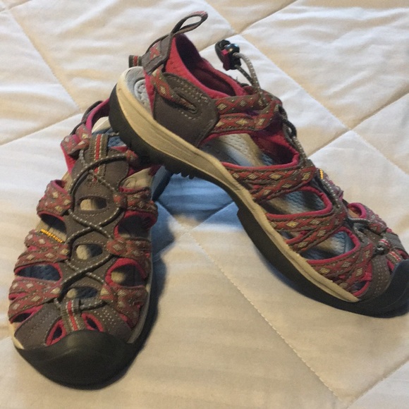 keen whisper magnet sangria